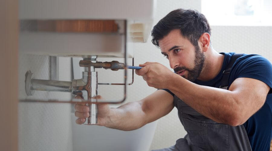 Sink pipe leak repair in Moro, AR